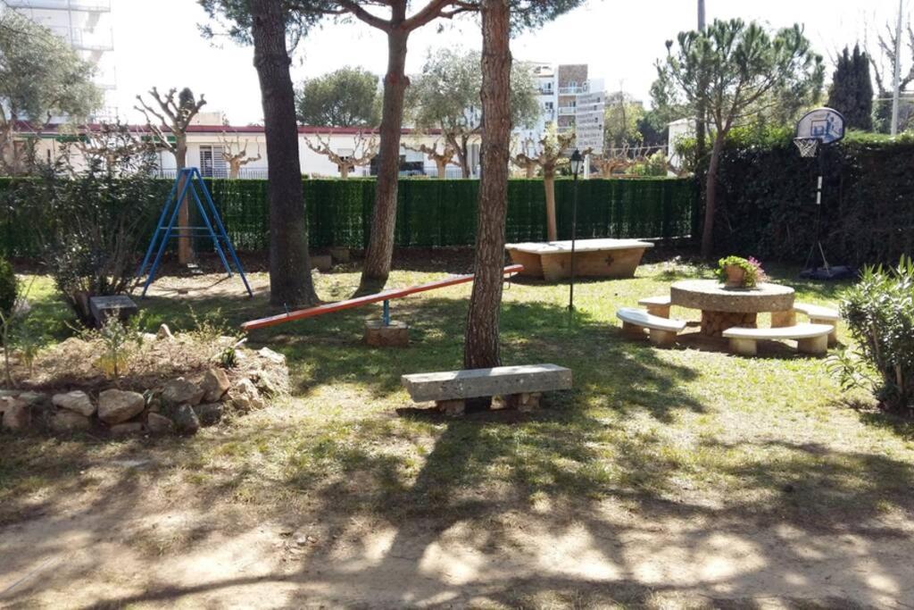 Apartamento Al Lado De La Playa Con Parking Y Jardin Platja d'Aro Bagian luar foto